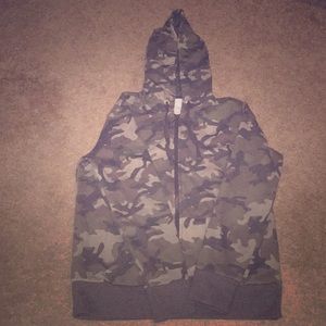 I am selling a zip up jacket .